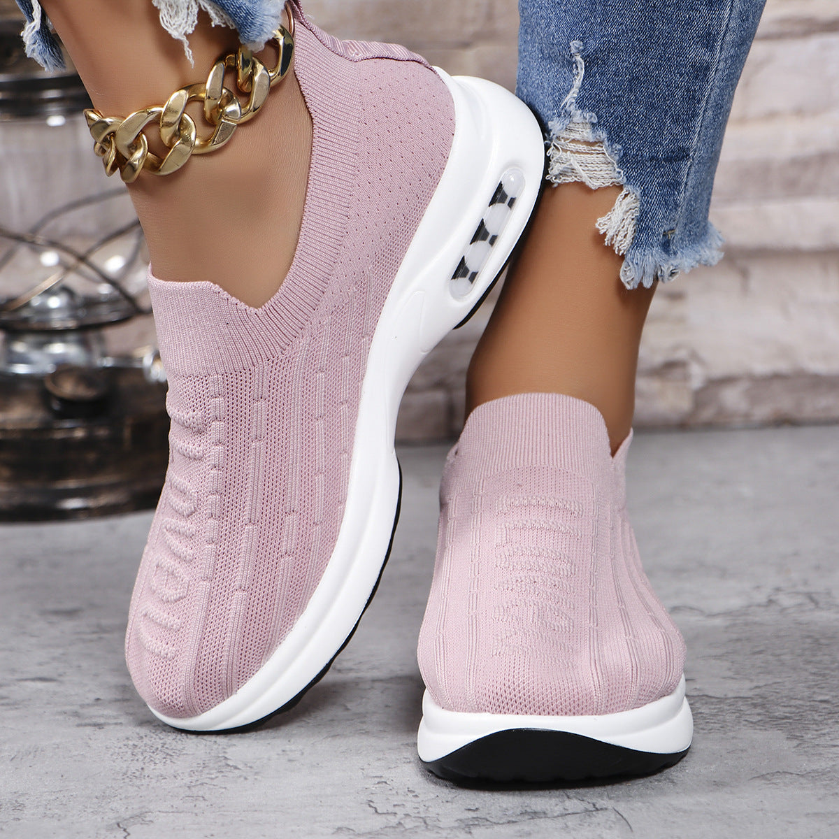 Plus Size Flying Woven Breathable Sports Shoes Women